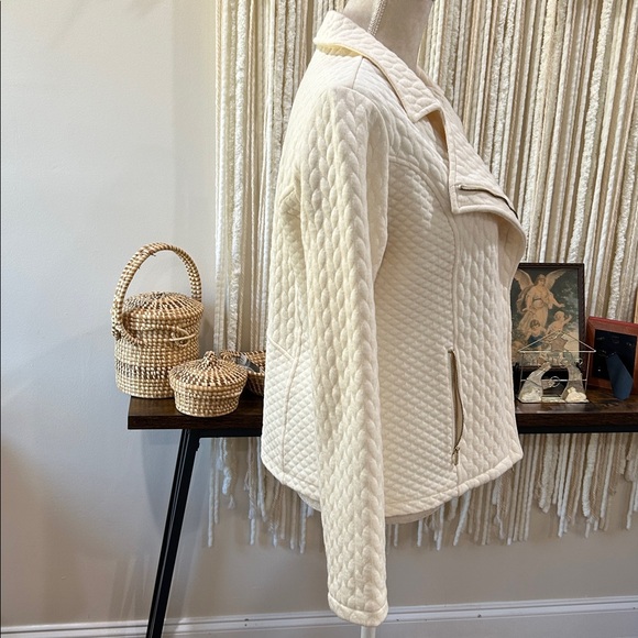 Gorgeous Fabric Moto - Picture 5 of 13